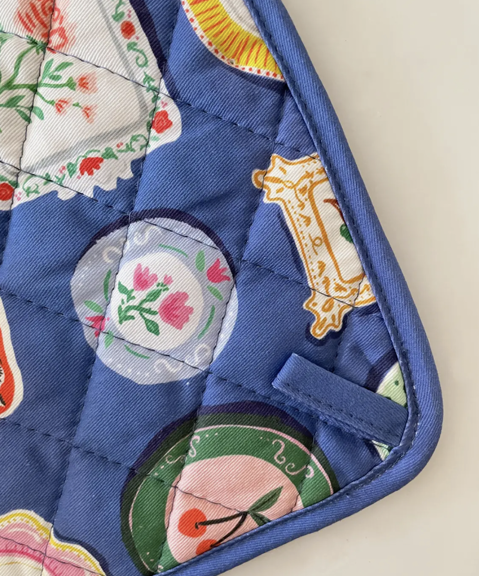 Dishes Oven Mitt & Pot Holder Set